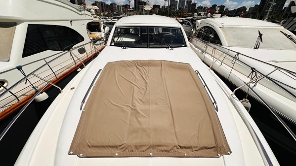 2011 PRESTIGE 440 S 