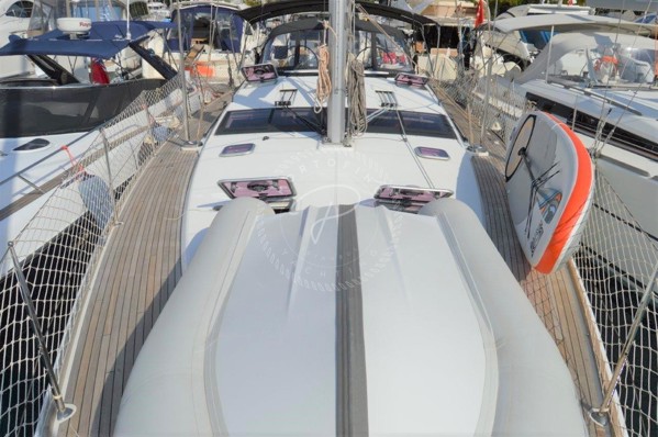 2012 JEANNEAU 53