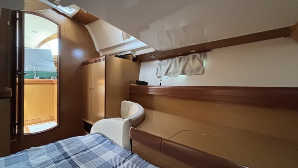 2008 JEANNEAU 42 DS 