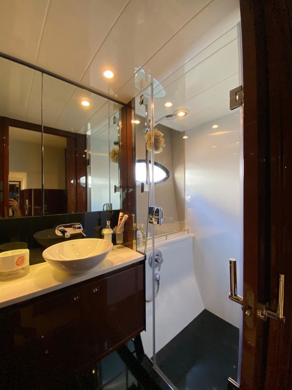 2012 PRINCESS 56