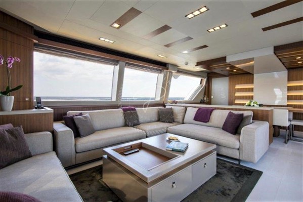 2012 | 2016 FERRETTI CUSTOMLINE 100