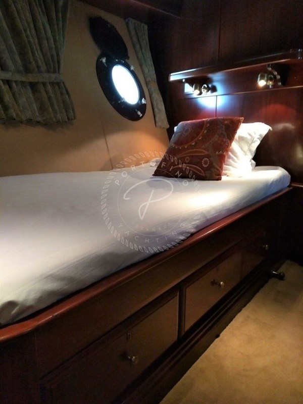 2002 CAPE SCOTT PILOTHOUSE 86