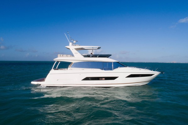2021 PRESTIGE 680