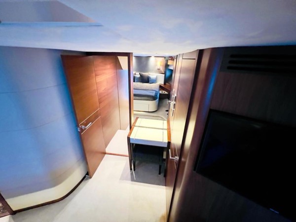 2015 PRINCESS 88