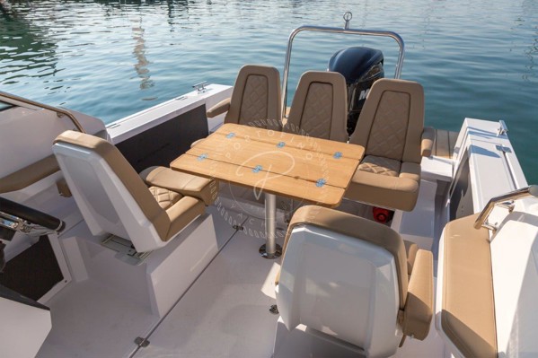 2020 AXOPAR 24 T-TOP