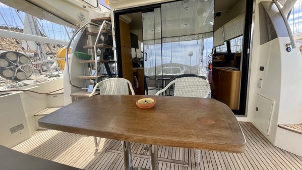 2013 PRESTIGE 500 FLY