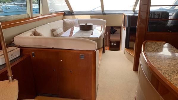 2007 PRINCESS 21M