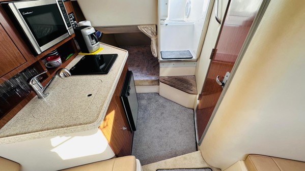 2011 REGAL 2565