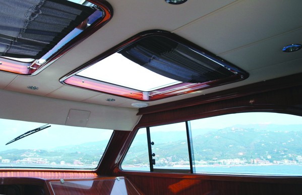 2012 VIKING MARIN 34 SEDAN