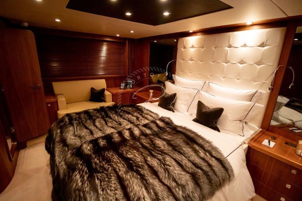 2008/2021 SUNSEEKER PREDATOR 72