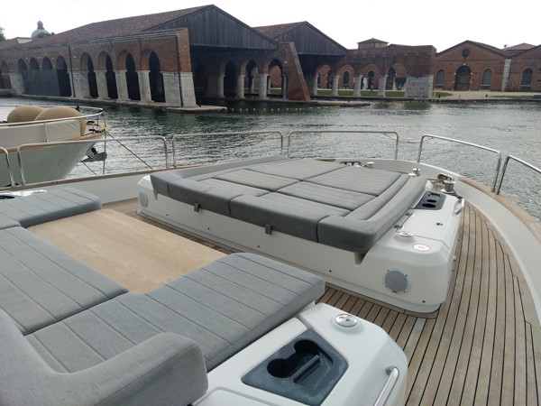 2018 SIRENA 64