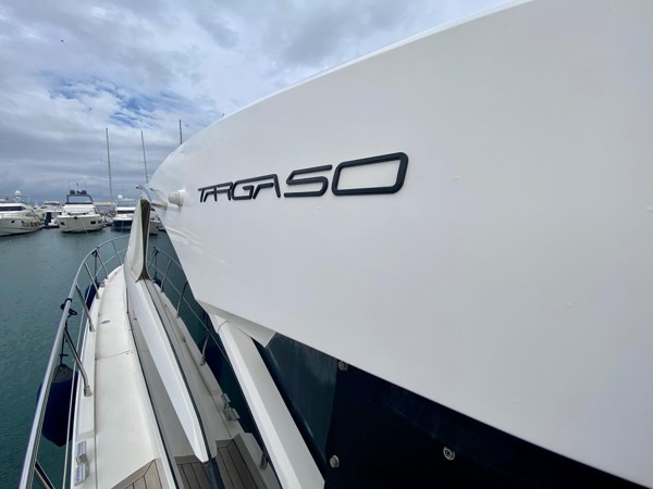 2012 FAIRLINE TARGA 50 GT