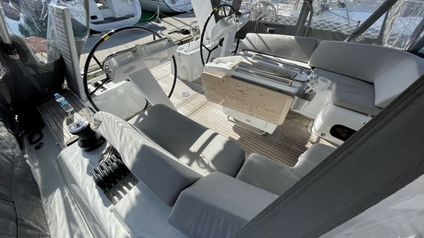 2022 HANSE 458
