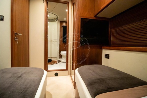 2008/2021 SUNSEEKER PREDATOR 72