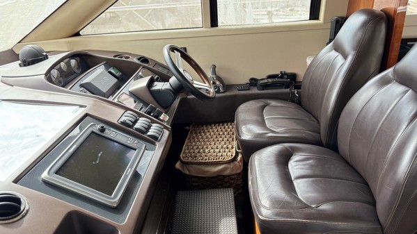 2013 PRINCESS 56 FLY 