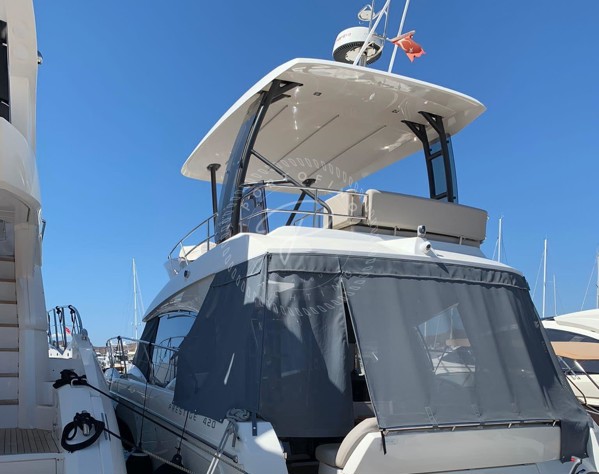 2020 PRESTIGE 420 FLY