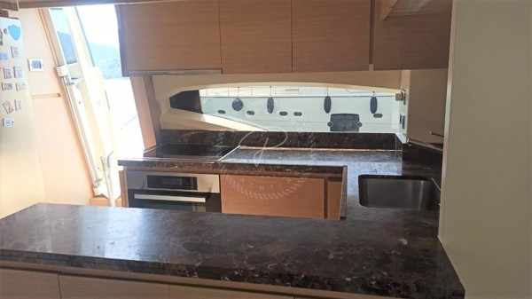 2012 AZIMUT 78 FLY