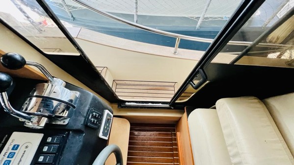 2013 GREENLINE 40 HYBRID