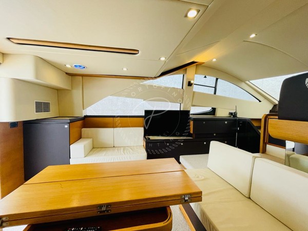 2009 FAIRLINE PHANTOM 48