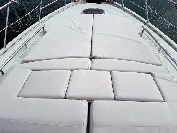 2006 AZIMUT 68S