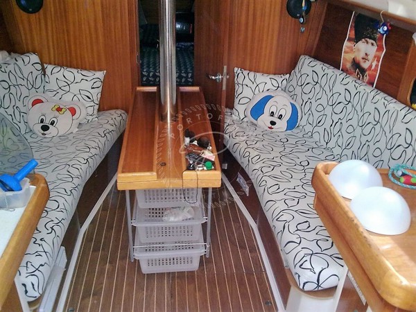 2000 DUFOUR 30