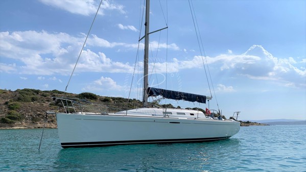 2001 BENETEAU FIRST 40.7