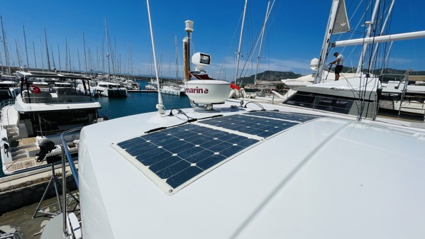2014 JEANNEAU NC 11