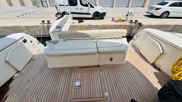 2000 SUNSEEKER MANHATTAN 64