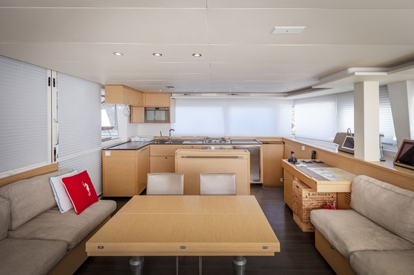 2017 LAGOON 560 