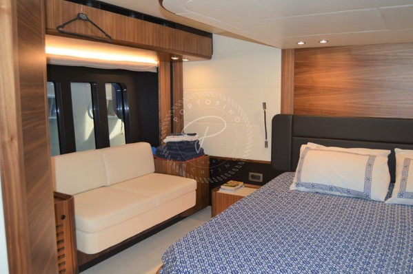 2017 ABSOLUTE NAVETTA 58