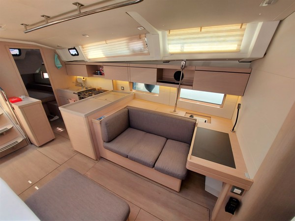 2021 BENETEAU OCEANIS 46.1 FIRST LINE