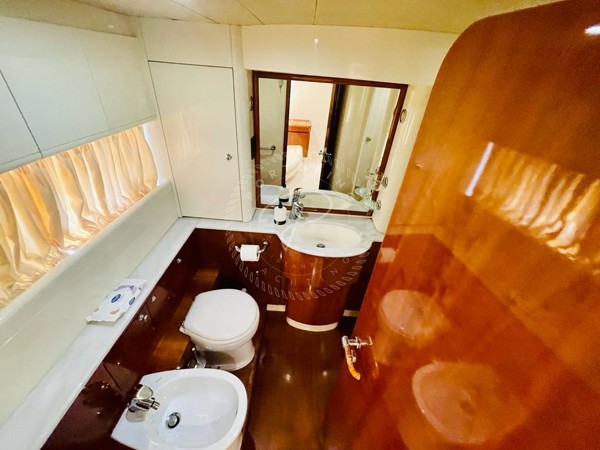 2003/2020 FERRETTI YACHTS 680