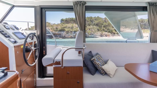 2018 SWIFT TRAWLER 30