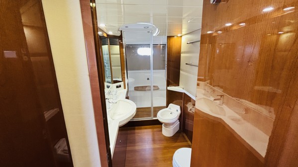 2008 PRINCESS 21M 
