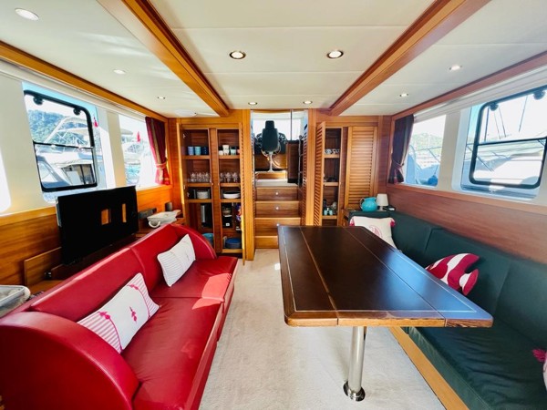 2018 NORTH YACHTS PILOT HOUSE TRAWLER 57