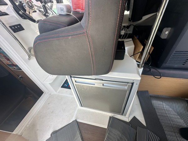 2020 BENETEAU BARRACUDA 9