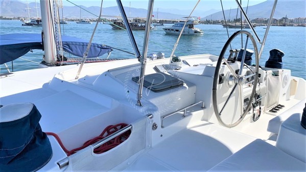 2007 LAGOON 440