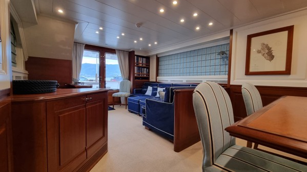 2011 BENETTI SAIL DIVISION 82