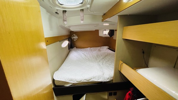 2013 FOUNTAINE PAJOT MAHE 36 EVOLUTION