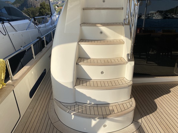 2007 AZIMUT 80
