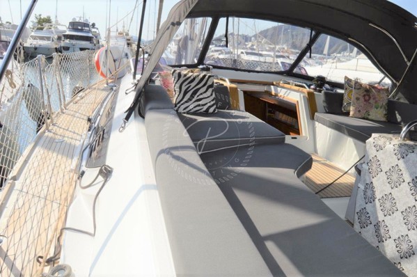 2012 JEANNEAU 53