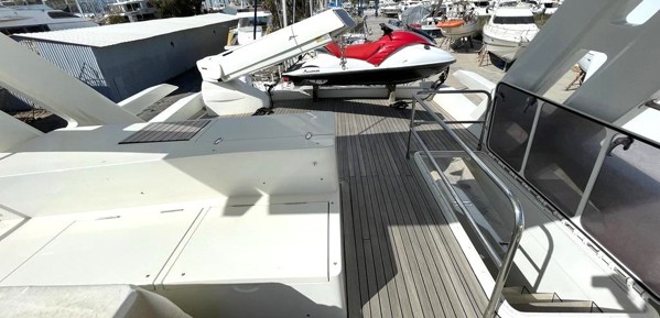 2010 NUMARINE 78 FLY