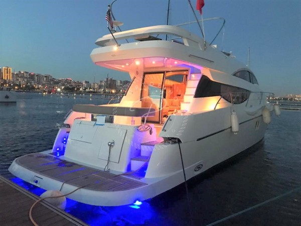 2008 NUMARINE 55 FLY