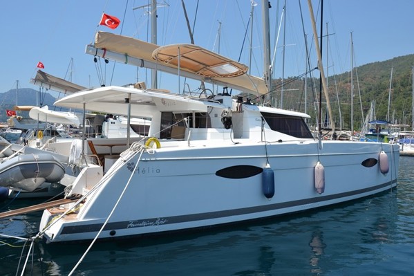 2013 FOUNTAINE PAJOT HELIA 44