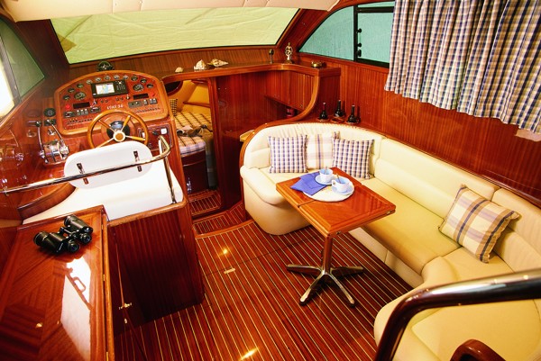 2012 VIKING MARIN 34 SEDAN