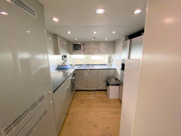 2006 SUNSEEKER PREDATOR 82