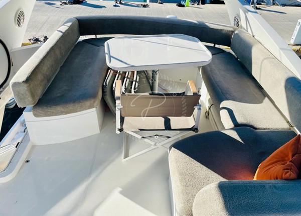 2007 SUNSEEKER MANHATTAN 60