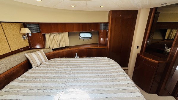 2008 PRINCESS 21M 