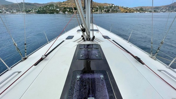 2015 BAVARIA 56 CRUISER