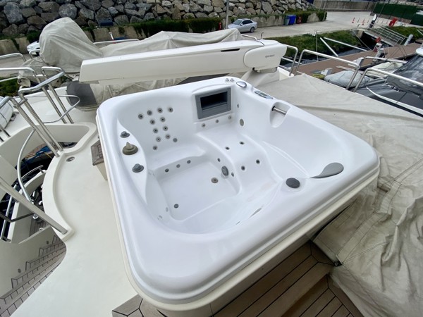 2007 AZIMUT 85